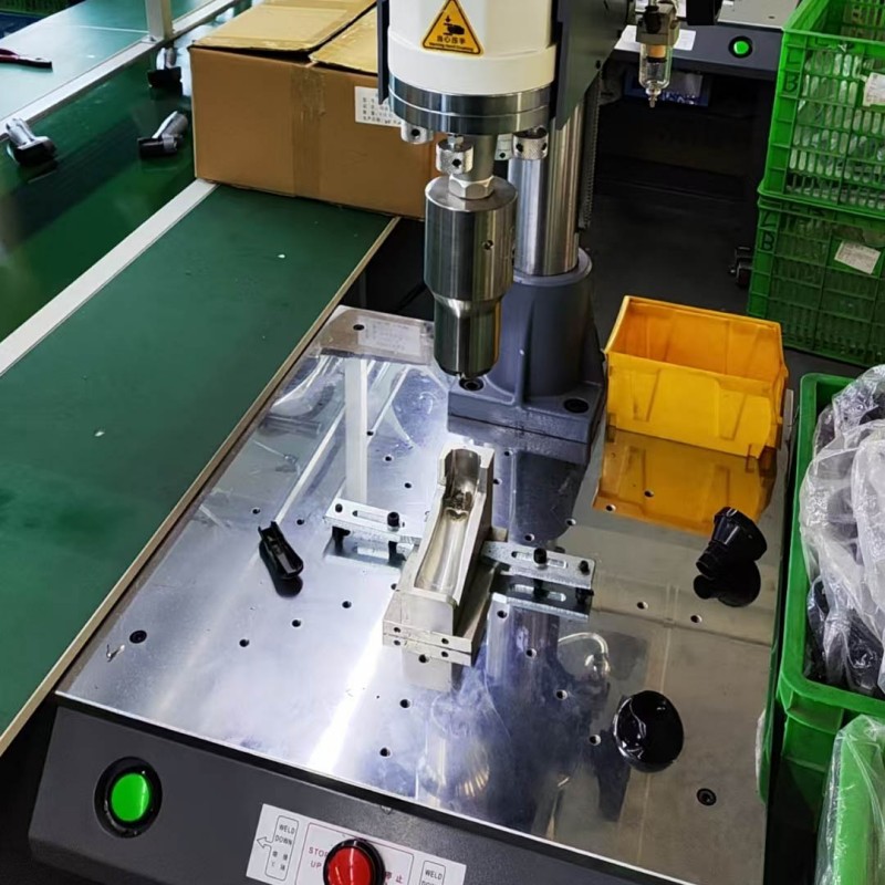 اللحام بالموجات فوق الصوتية